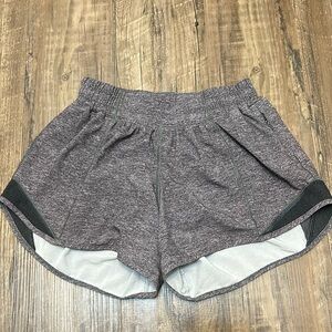 Lululemon Hotty Hot Shorts 4”